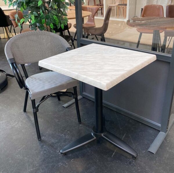 Zenderkof Wersalit borðplata ferköntuð – 70 x 70 cm