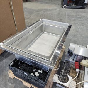 NOTAÐ - Vitrum Cold Well borð 130 x 75 cm